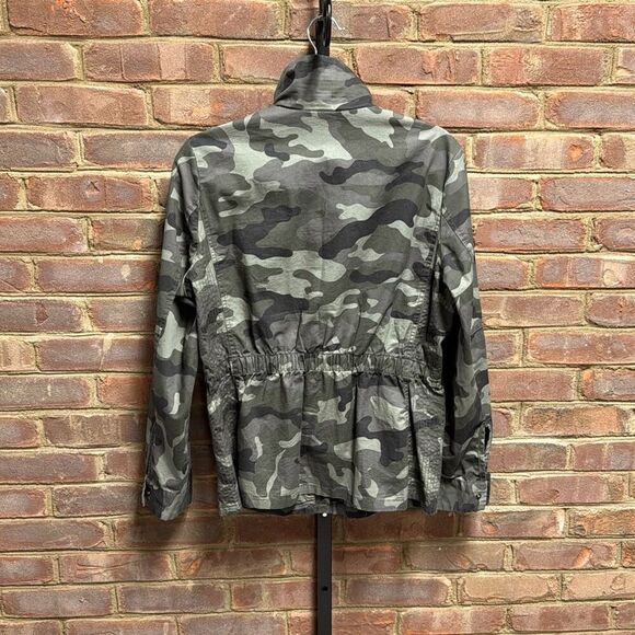 Love Tree Women’s Camouflage Full Zip Utlity Jacket Size Large - Picture 4 of 6